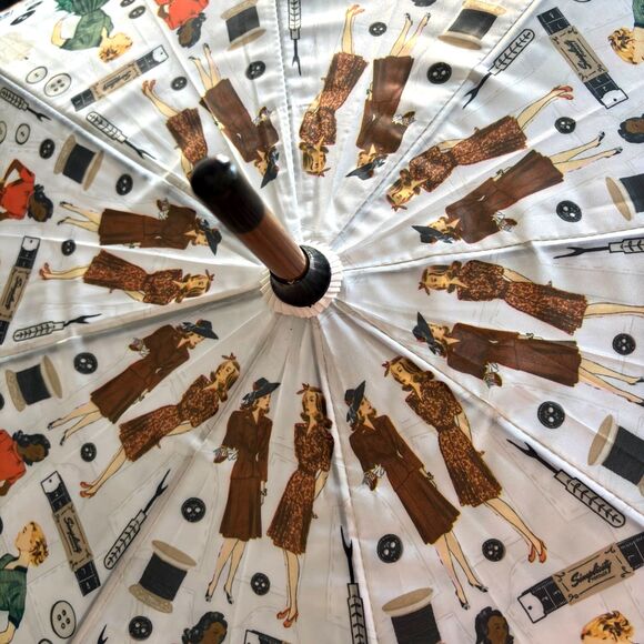 Simplicity Vintage Pattern Inspired Design Large Wooden Handle & Tip Umbrella - Picture 3 of 8